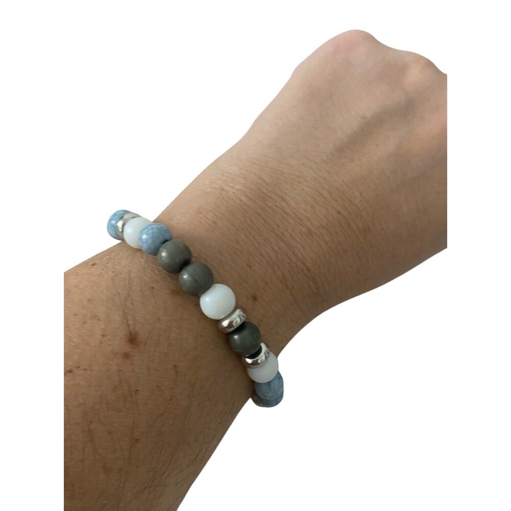 Colorful bead bracelet